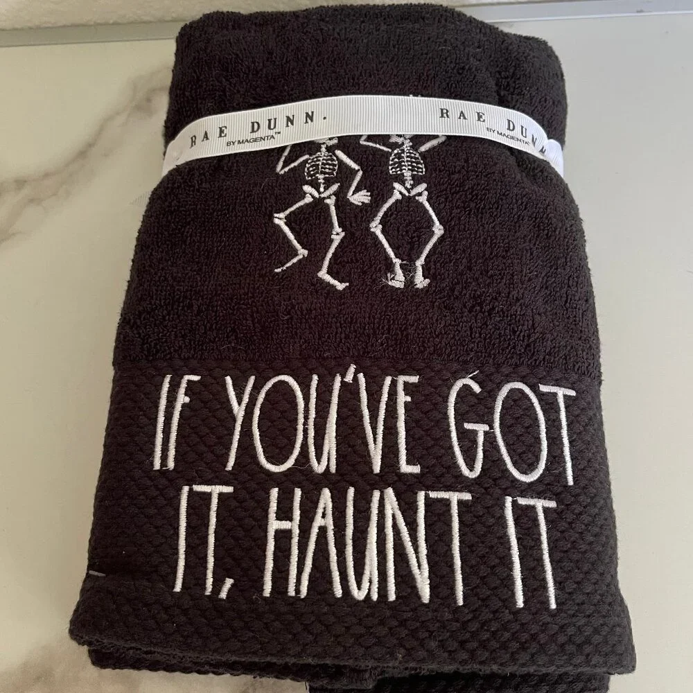 Ray Dunn Hand Towel - NWT
